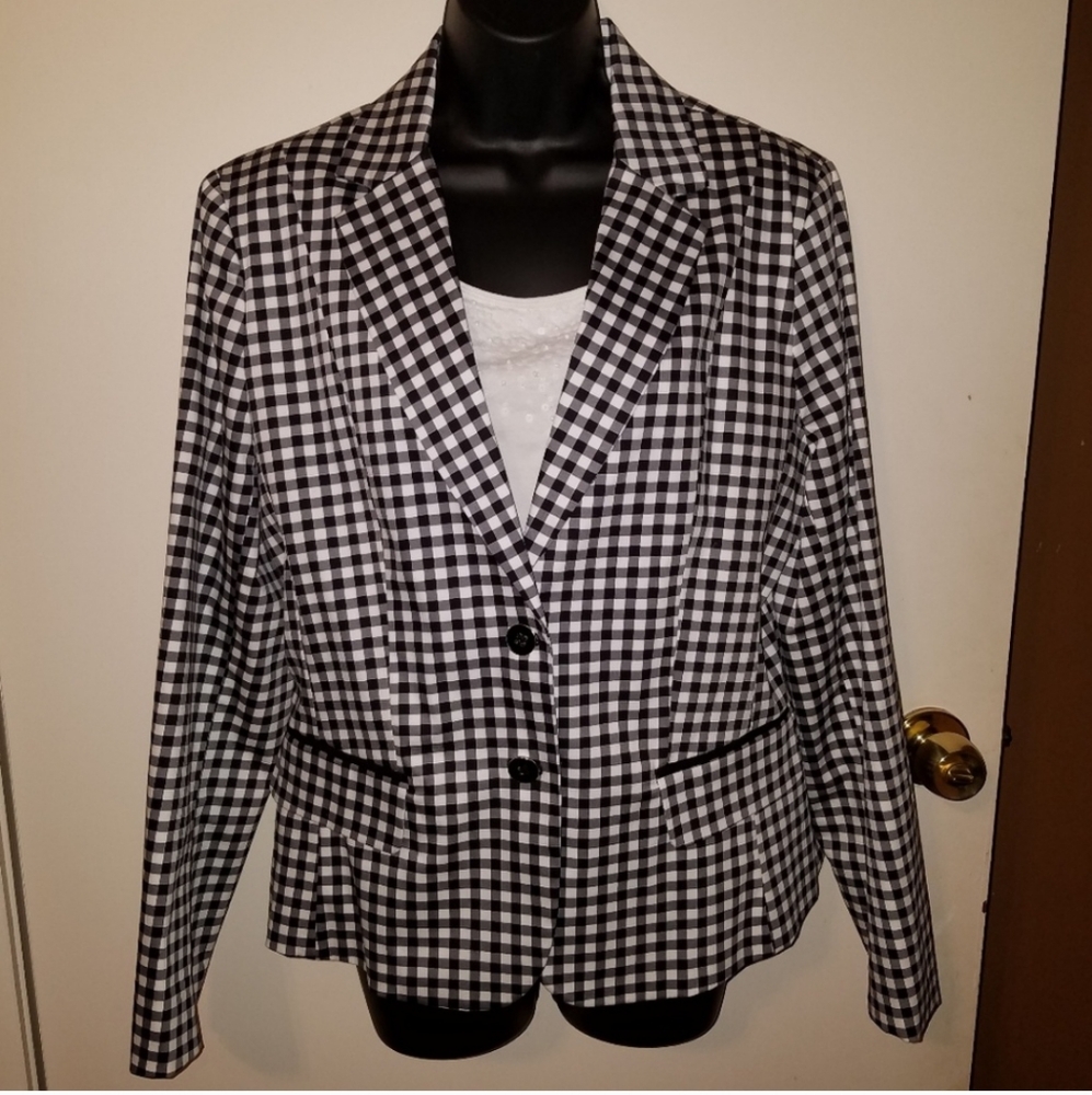 NY&Co. 7th Ave Blazer